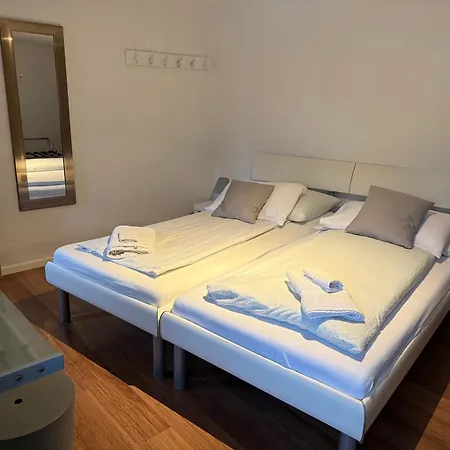 Bed & Breakfast Piazzetta Di